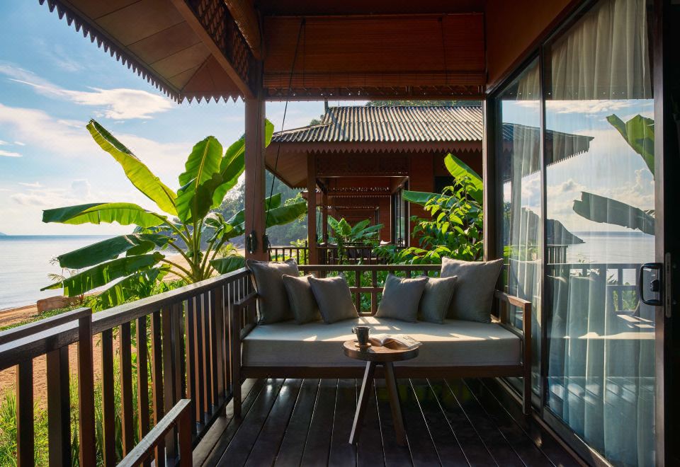 3. 더 보트하우스 ..