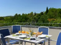 Terres de France - Résidence Côté Provence Hotels in Greoux-les-Bains