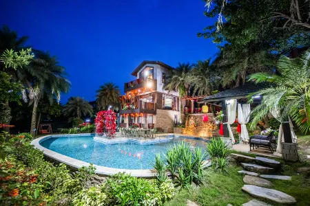 Island lakeside villas throughout the territory Отели в г. Фоган