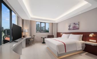 Ruby Bella Hotel (Ningbo Old Bund & Tianyi Plaza)