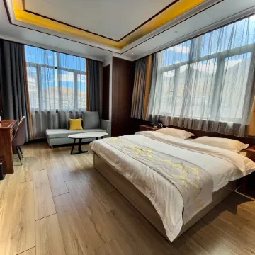 Dingjie Yuhuang Hotel