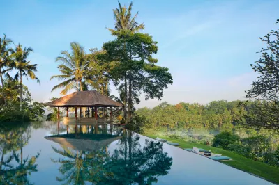 Amandari Các khách sạn gần Tibumana Waterfall