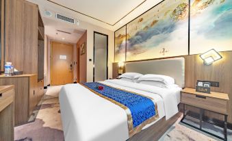 Hongguan administrative Hotel Apartment (Zhongshan ancient town light rail station store)