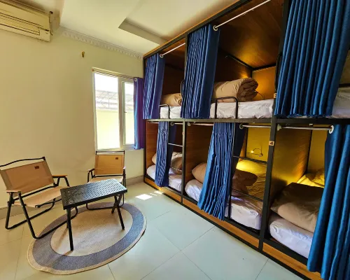 Frontier Hostel & Tours فنادق في ديان بيان فو