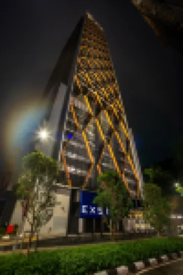 Forte Seasons Scarletz Premium Suites KLCC by Byon Hotel dekat Taman KLCC