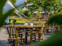 Moye Garden Hotel Hotels in Hongya