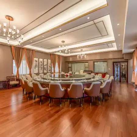 Baiyin Hotel
