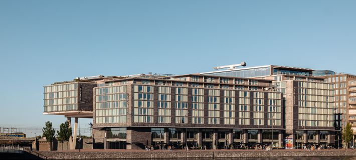 DoubleTree by Hilton Amsterdam Centraal Station Hotels in Amsterdam