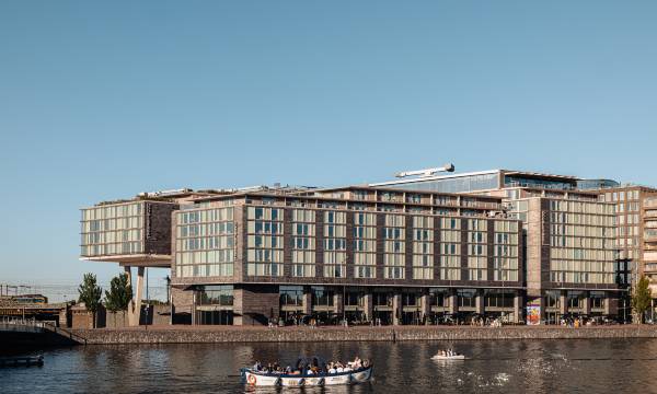 DoubleTree by Hilton Amsterdam Centraal Station