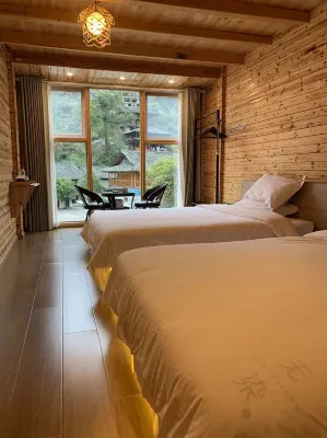 Yamashita Guesthouse 대리춘 주변 호텔