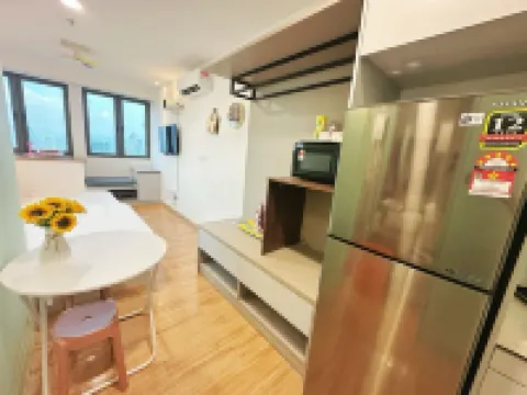 Sky Pool Suites KL Sentral 4 pax Kuala Lumpur 118, The Riveria City, KL Sentral