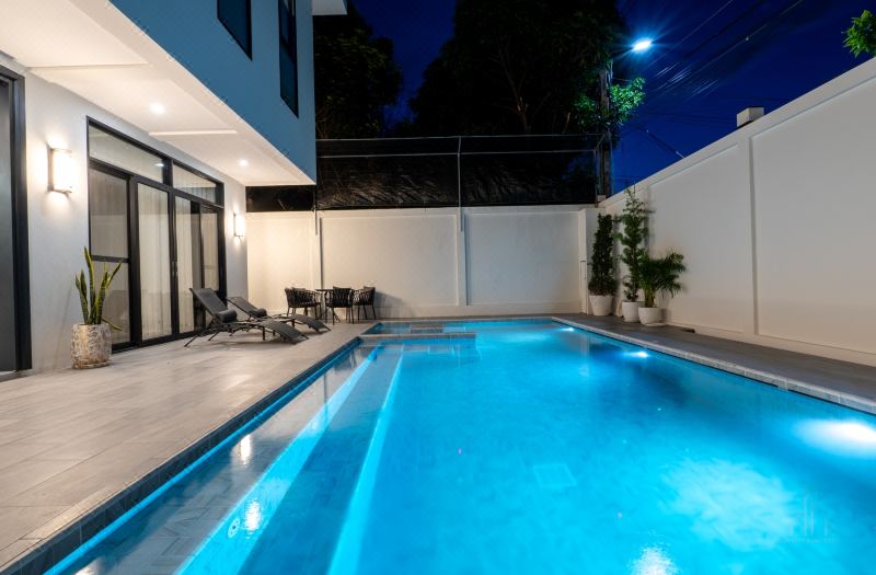 T M L-Urban 4 Bedroom-Independent Swimming Pool and Ktv photo 2