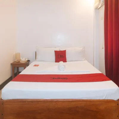 RedDoorz @ Lualhati Garden Cottage El Nido Palawan Отели рядом с достопримечательностью «Пляж Папая»