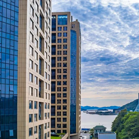 Zhoushan Monsoon Hotel (Seaside Park)