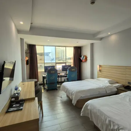 Star Sky Esports Hostel
