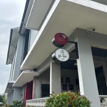 哈里斯集群 奇敏迪站附近的飯店