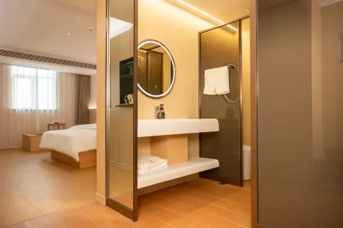 Light Enjoyment Season Hotel