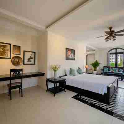 My Khe Sila Vana 海灘泳池別墅,設有 7 間臥室 Rooms