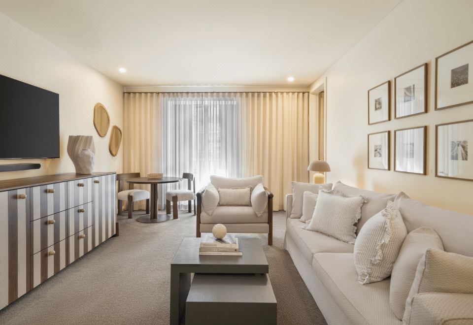 2. 소피텔 시드니 ..