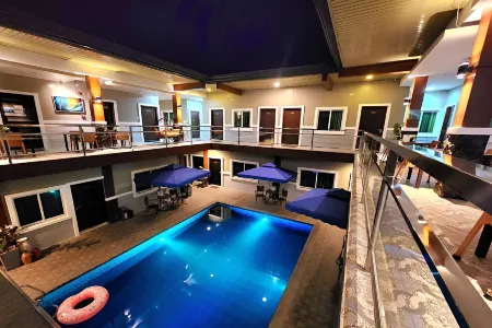 Jo Carter's Hotel and Suites Angeles City