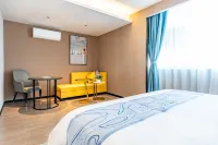 Yeste International Hotel (Wuzhou Changzhou District Government Municipal Plaza) Hotel di Wuzhou