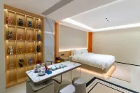 Four Seasons Hotle（Jiayi Branch）