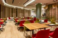 Melia Plaza - breakfast