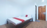 RedDoorz @ Mina's Place 2 Banez Ville Tacloban