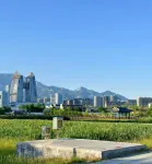 Ruoyu Resort Hotel (Tai'an Old Street Aegean Shopping Park) Hotel a Beijing-Shanghai Express Railway Tai'An Station Area