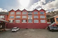 Lugu Lake · Clouds Lakeside Luxury Vacation Homestay