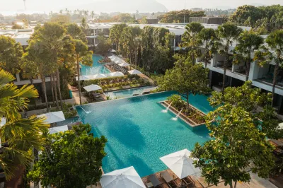 Stay Wellbeing & Lifestyle Resort Hotel di Pantai Rawai