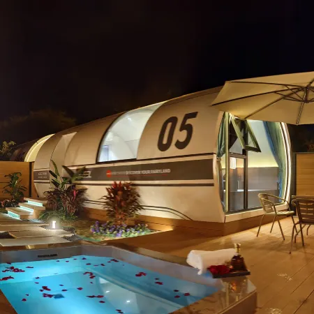 Dream Camp Room
