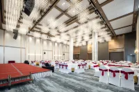 Yuehua Jinpu International Hotel (Pubei Aoyuan Plaza) Hotels in Pubei