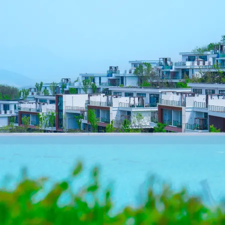 Yixing InLong  Lingshang Holiday House