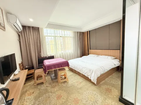 Tongren Hongxin Business Hotel