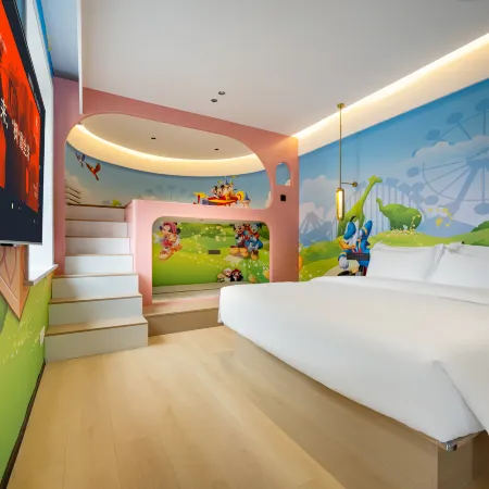 Jifeng Resort Hotel (Heihe Central Commercial Pedestrian Street Branch)