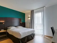 B&B โรงแรม มงท์เบลิอาร์-โซช็อ โรงแรมในดูบส์