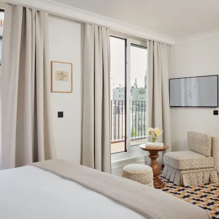 Noucha Hotel