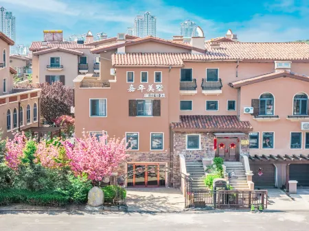 Lvshun Jianian Meishu Holiday Inn(Changjiang Rd& Yingchun St) Отели рядом с достопримечательностью «Dalian University of Foreign Languages (Lvshun South Road)»