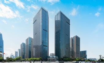 Rushi liangshu (chengdu century city exhibition store)