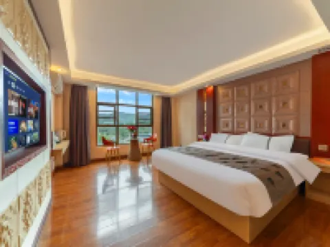 Jiduo Hot Springs Boutique Stay (Fengshun New Century Plaza) Hotels in Fengshun