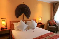 The Lighthouse Các khách sạn gần Bến Ninh Kiều