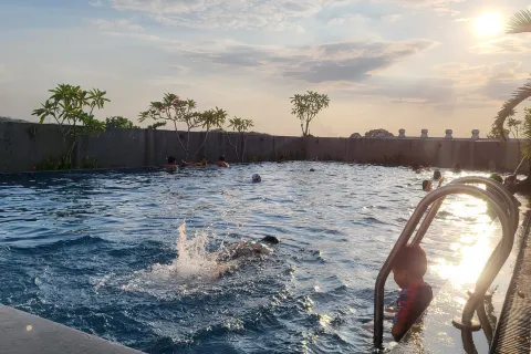 그랜드 주리 호텔 무아라 에님