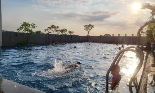 그랜드 주리 호텔 무아라 에님