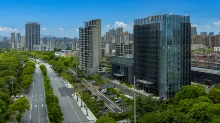 Changxing Taihu Kaiyuan Mingdu Hotel Отели рядом со станцией Changxing Railway Station