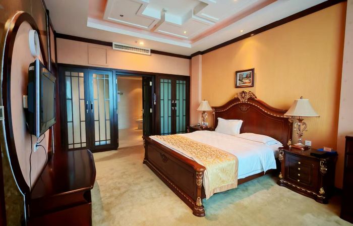 Qitaihe Chengtou Hotel