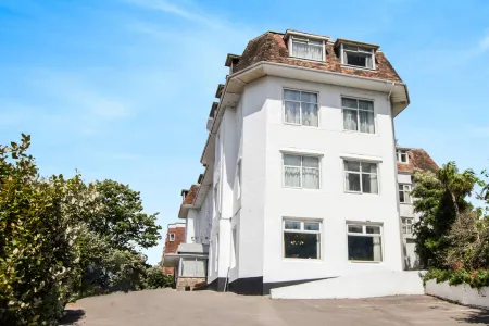 Belvilla Russel Court Hotel Bournemouth Central Отели в г. Борнмут