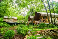 Jiuli Yunxi Wilderness Retreat Hotels in Luanchuan