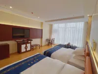 Longxin Hotel (Ganzi Litang National Highway 318)