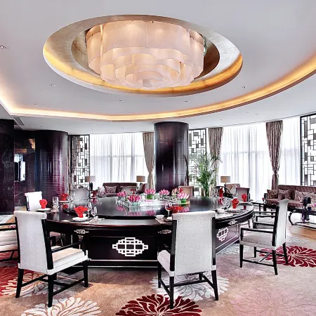 Sofitel Guangzhou Sunrich Отели рядом с достопримечательностью «Тянхэ»